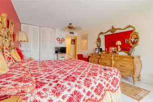 250 174th St, Sunny Isles Beach, FL 33160 - Photo 27