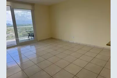 5401 Collins Ave #1129, Miami Beach, FL 33140 - Photo 19