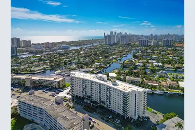 401 Golden Isles Dr #908, Hallandale Beach, FL 33009 - Photo 15
