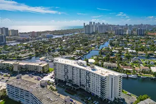 401 Golden Isles Dr, Hallandale Beach, FL 33009 - Photo 15