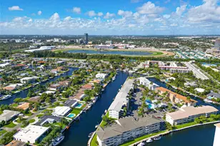 401 Golden Isles Dr, Hallandale Beach, FL 33009 - Photo 25