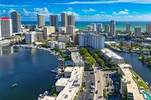 401 Golden Isles Dr, Hallandale Beach, FL 33009 - Photo 23