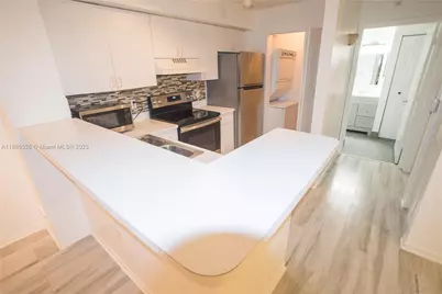 12130 Saint Andrews Pl #101, Miramar, FL 33025 - Photo 3