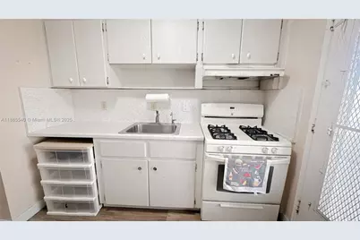 20311 NE 2nd Ave #J-1, Miami, FL 33179 - Photo 15