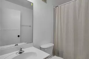 1261 SE 27th St, Homestead, FL 33035 - Photo 11