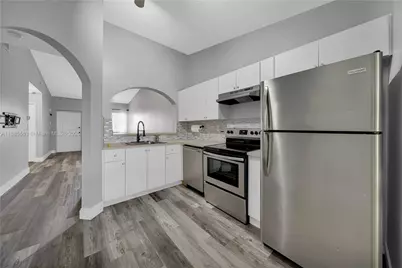 1261 SE 27th St #203, Homestead, FL 33035 - Photo 9