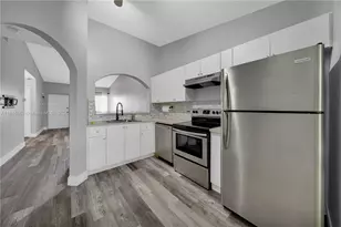 1261 SE 27th St, Homestead, FL 33035 - Photo 9