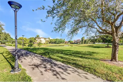 10115 NW 4th Ln #3-8, Miami, FL 33172 - Photo 21