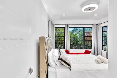 1000 10th St, Miami Beach, FL 33139 - Photo 53