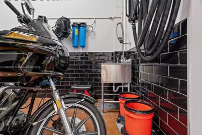 16637 SW 117th Ave, Miami, FL 33177 - Photo 29