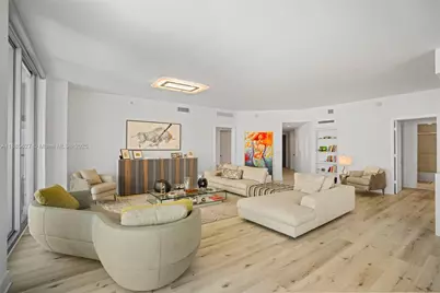 17111 Biscayne Blvd #401, North Miami Beach, FL 33160 - Photo 5