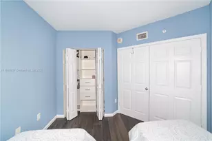 17150 N Bay Rd, Sunny Isles Beach, FL 33160 - Photo 33