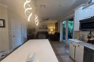 250 NW 151st Ave, Pembroke Pines, FL 33028 - Photo 21