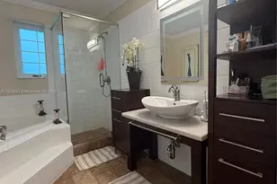 250 NW 151st Ave, Pembroke Pines, FL 33028 - Photo 47