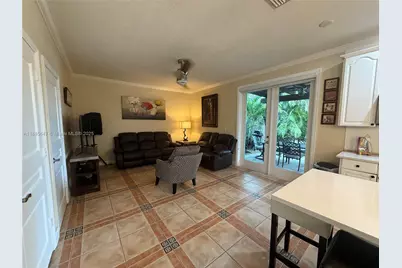 250 NW 151st Ave, Pembroke Pines, FL 33028 - Photo 19