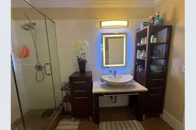 250 NW 151st Ave, Pembroke Pines, FL 33028 - Photo 53