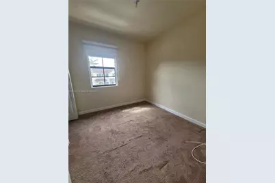 3213 SE 5th Ct, Homestead, FL 33033 - Photo 11