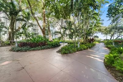650 NE 64th St #GPH4, Miami, FL 33138 - Photo 17