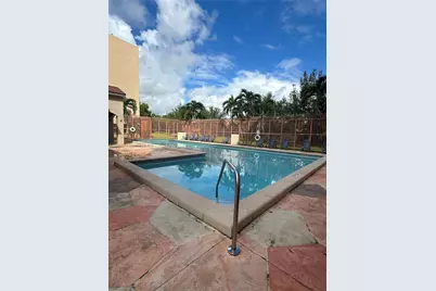 10245 NW 9th St Cir #111-9, Miami, FL 33172 - Photo 17
