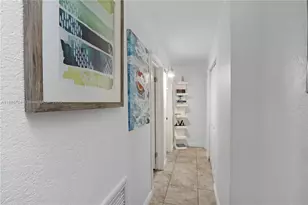 8617 SW 68th Ct, Pinecrest, FL 33156 - Photo 15