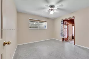 740 NE 50th Ct, Deerfield Beach, FL 33064 - Photo 23
