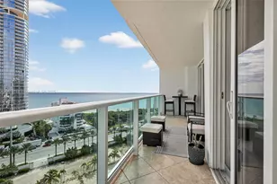 100 Bayview Dr, Sunny Isles Beach, FL 33160 - Photo 17