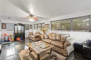 1170 NW 87th St, Miami, FL 33150 - Photo 17