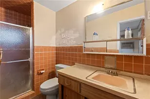 1170 NW 87th St, Miami, FL 33150 - Photo 25