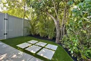 1109 NE 6th Ave, Fort Lauderdale, FL 33304 - Photo 11