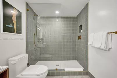 159 NE 6th St #3302, Miami, FL 33132 - Photo 23