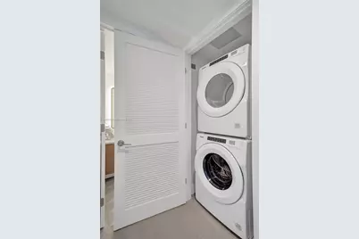 159 NE 6th St #3302, Miami, FL 33132 - Photo 25