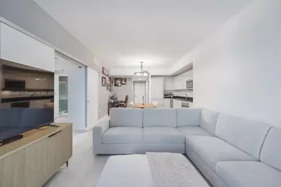 1010 Brickell Ave #3608, Miami, FL 33131 - Photo 7