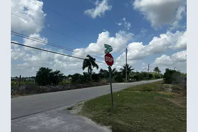 19815 SW 256 St, Homestead, FL 33031 - Photo 35