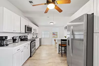 2946 SW 26th St, Miami, FL 33133 - Photo 15