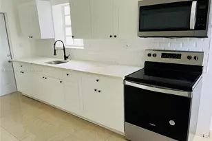 1935 Marseille Dr, Miami Beach, FL 33141 - Photo 5