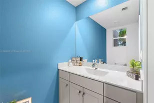 110 SW 171st Way, Pembroke Pines, FL 33027 - Photo 13