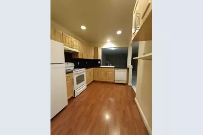 430 Commodore Dr #104, Plantation, FL 33325 - Photo 3
