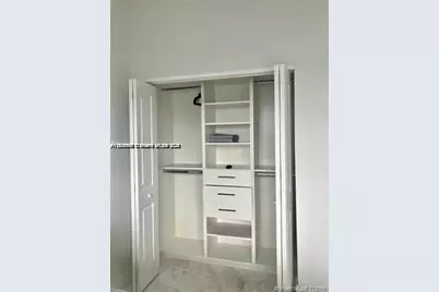 400 Sunny Isles Blvd #103, Sunny Isles Beach, FL 33160 - Photo 33