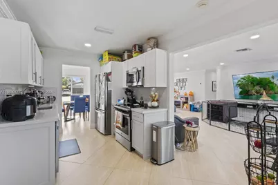 11220 SW 99th Ct, Miami, FL 33176 - Photo 25