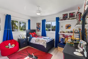 11220 SW 99th Ct, Miami, FL 33176 - Photo 11