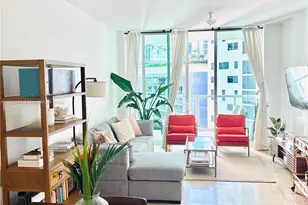 218 SE 14th St, Miami, FL 33131 - Photo 5