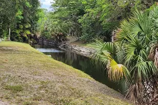 1335 NW 94th Way, Coral Springs, FL 33071 - Photo 17