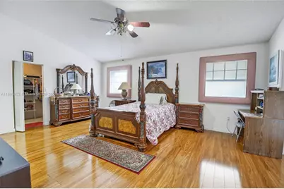 1001 SW 100th Ter, Pembroke Pines, FL 33025 - Photo 21