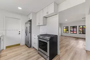 7464 SW 128th Ct, Miami, FL 33183 - Photo 11