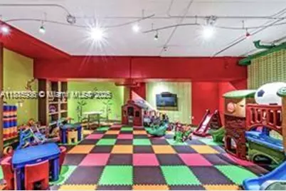 900 Biscayne Blvd #5104, Miami, FL 33132 - Photo 55