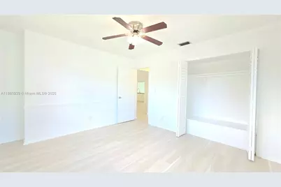 5300 SW 7th Ct, Margate, FL 33068 - Photo 15