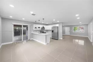 8250 NW 46th St, Lauderhill, FL 33351 - Photo 13