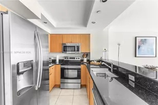 6917 Collins Ave, Miami Beach, FL 33141 - Photo 9