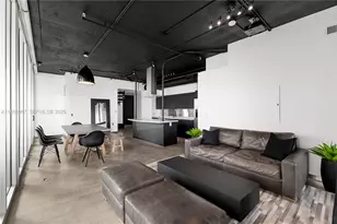 1700 Meridian Ave, Miami Beach, FL 33139 - Photo 9