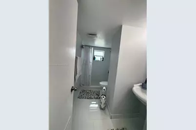 2410 SW 122nd Ct #1, Miami, FL 33175 - Photo 21
